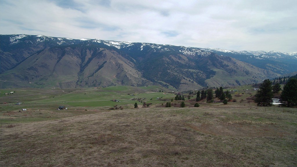 Upper Building Site/ Accessed from Cougar Court