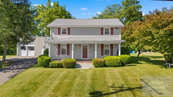 203 OAKVALE RD, PRINCETON, WV 24740 - Image a2d9fc506c4d871d0dbb2fcea85b6759/3846384039