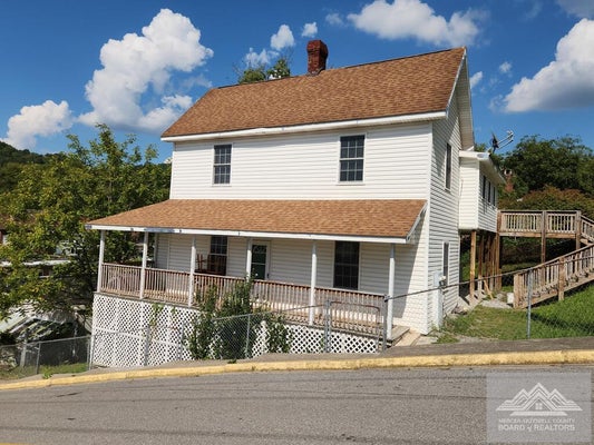 428 TAZEWELL AVE, BLUEFIELD, VA 24605 - Image d4150b1c5cd3b06c745fc6a74509bbbd/2199302010