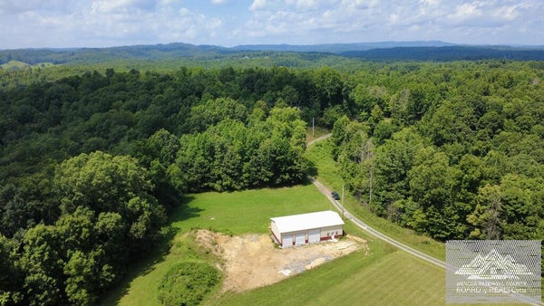 570 DEEPWOODS TRL, ROCK, WV 24747 - Image dae1dffeaea42b78b4388a45f80c3d40/3386068744