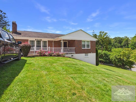 104 REDBUD DR, BLUEFIELD, WV 24701 - Image f6158ddf9d97b67f8affc3d7057260ee/3220329983