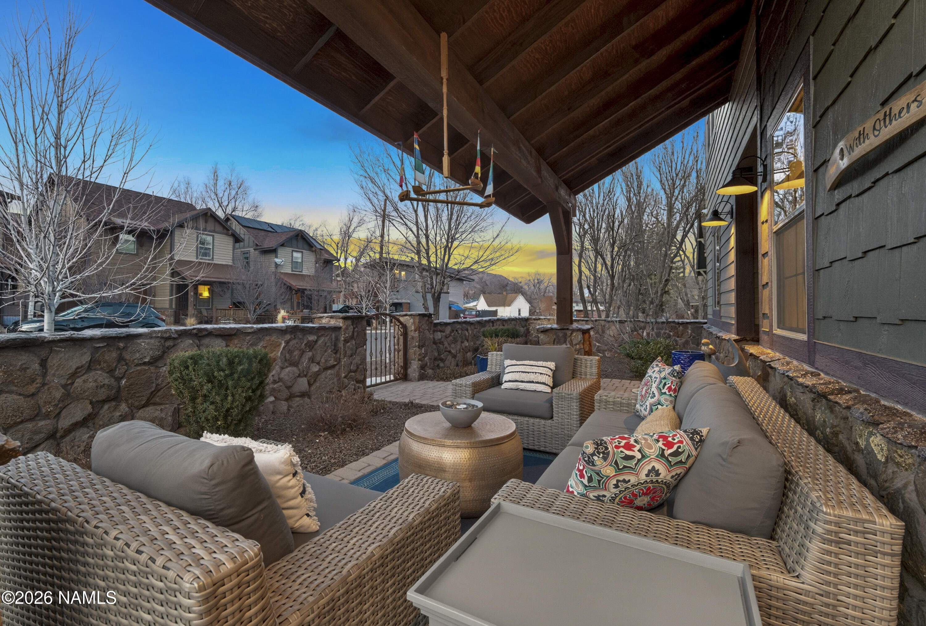 621 W Grand Canyon Avenue