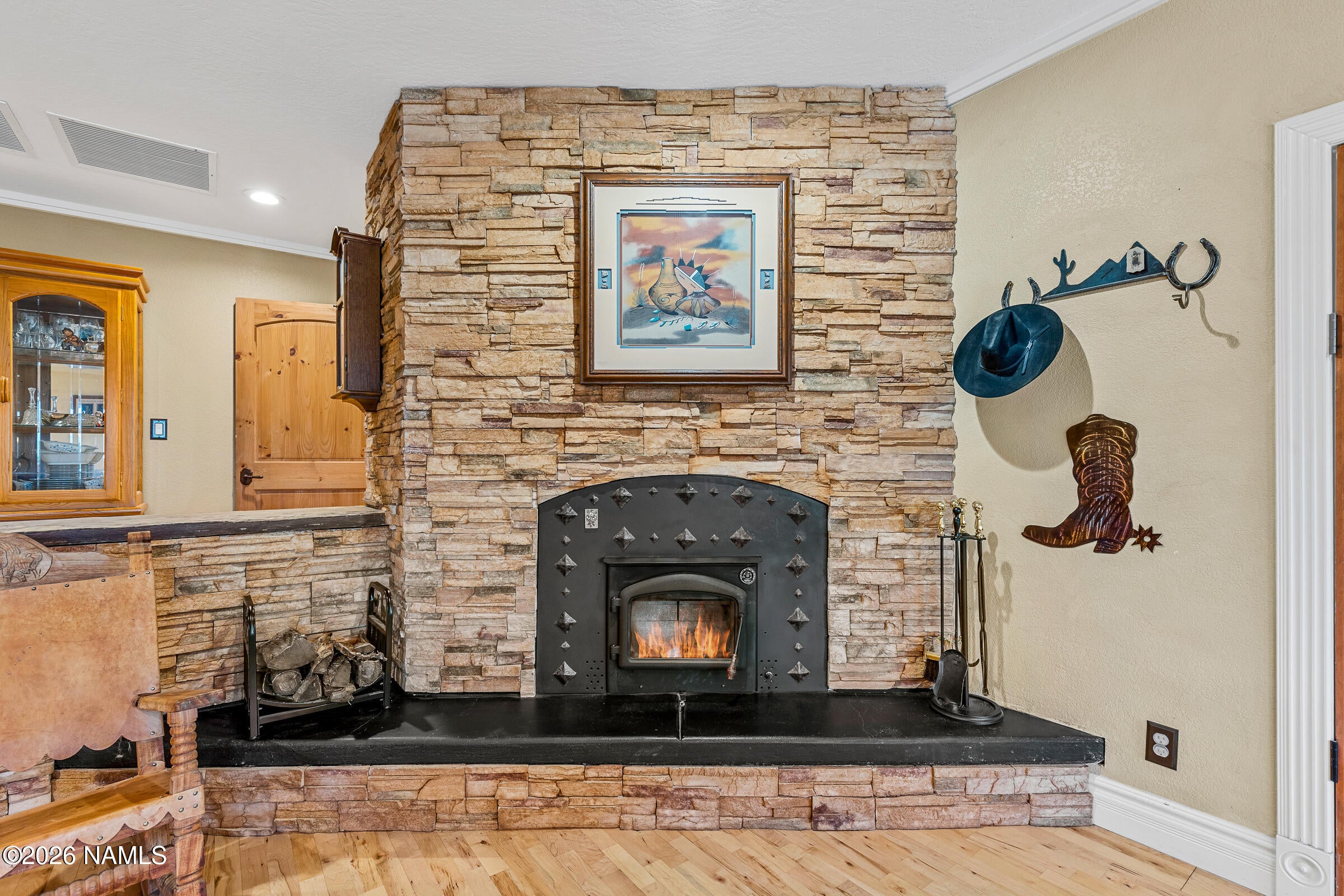 8921 Hulls Rd, Flagstaff, AZ, 86004, USA, 4 Bedrooms Bedrooms, ,3 BathroomsBathrooms,Residential,Contingent,8921 Hulls Rd,205005