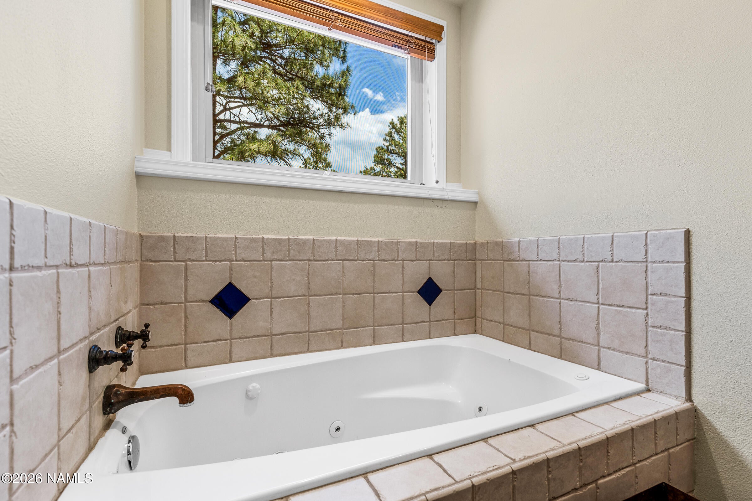 8921 Hulls Rd, Flagstaff, AZ, 86004, USA, 4 Bedrooms Bedrooms, ,3 BathroomsBathrooms,Residential,Contingent,8921 Hulls Rd,205005