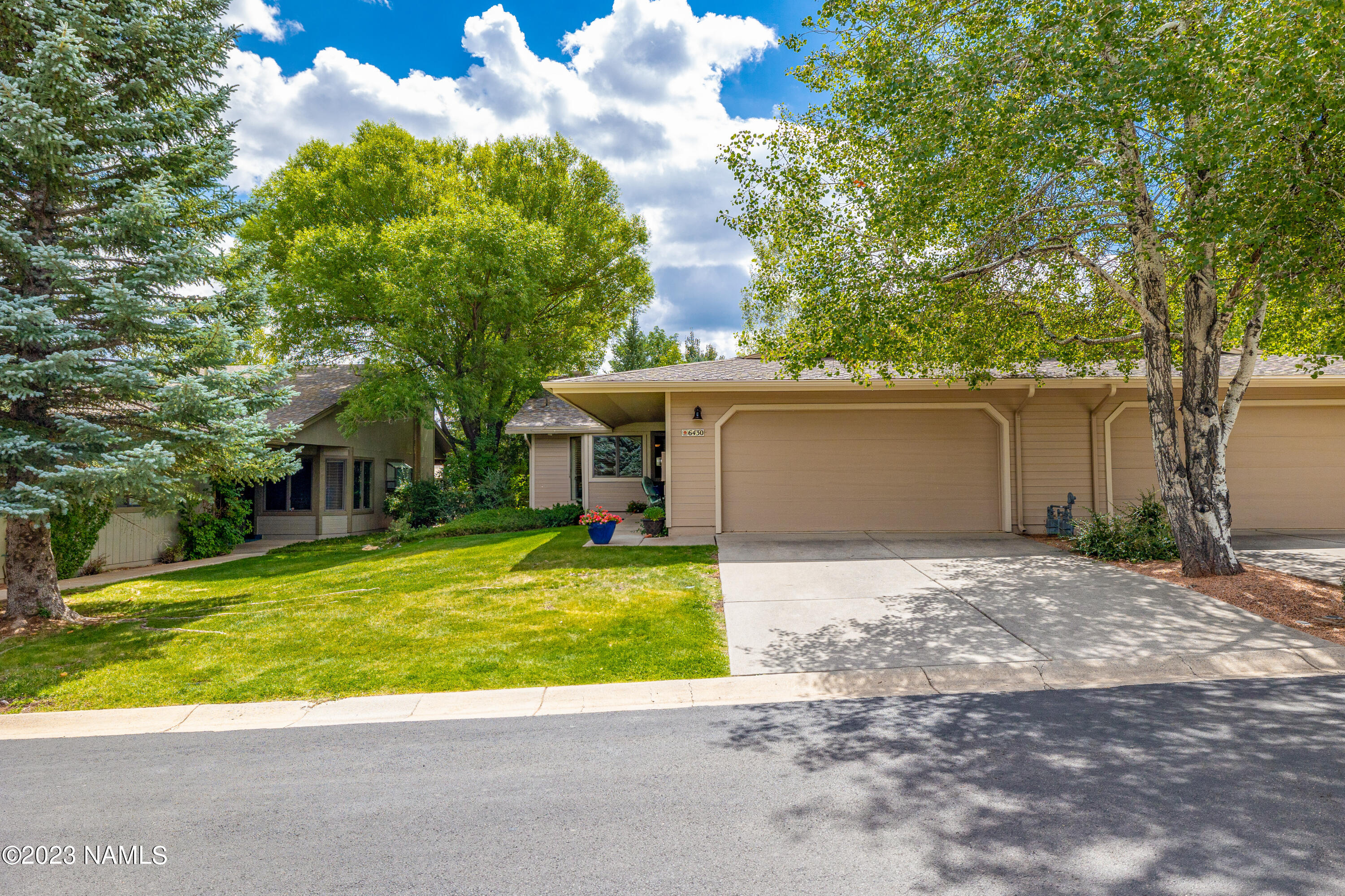 6430 E Willow Loop
