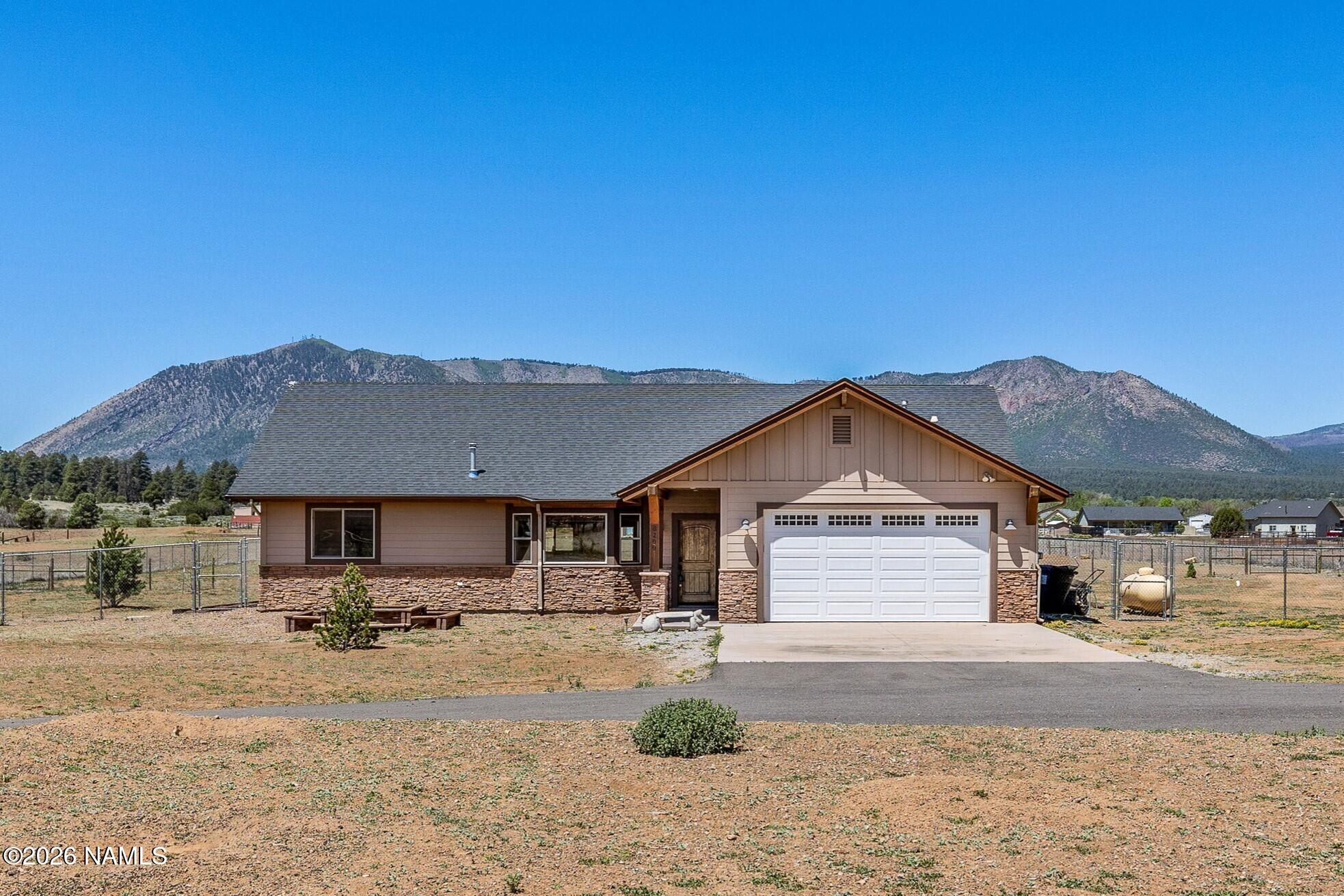 8200 Stardust Trail