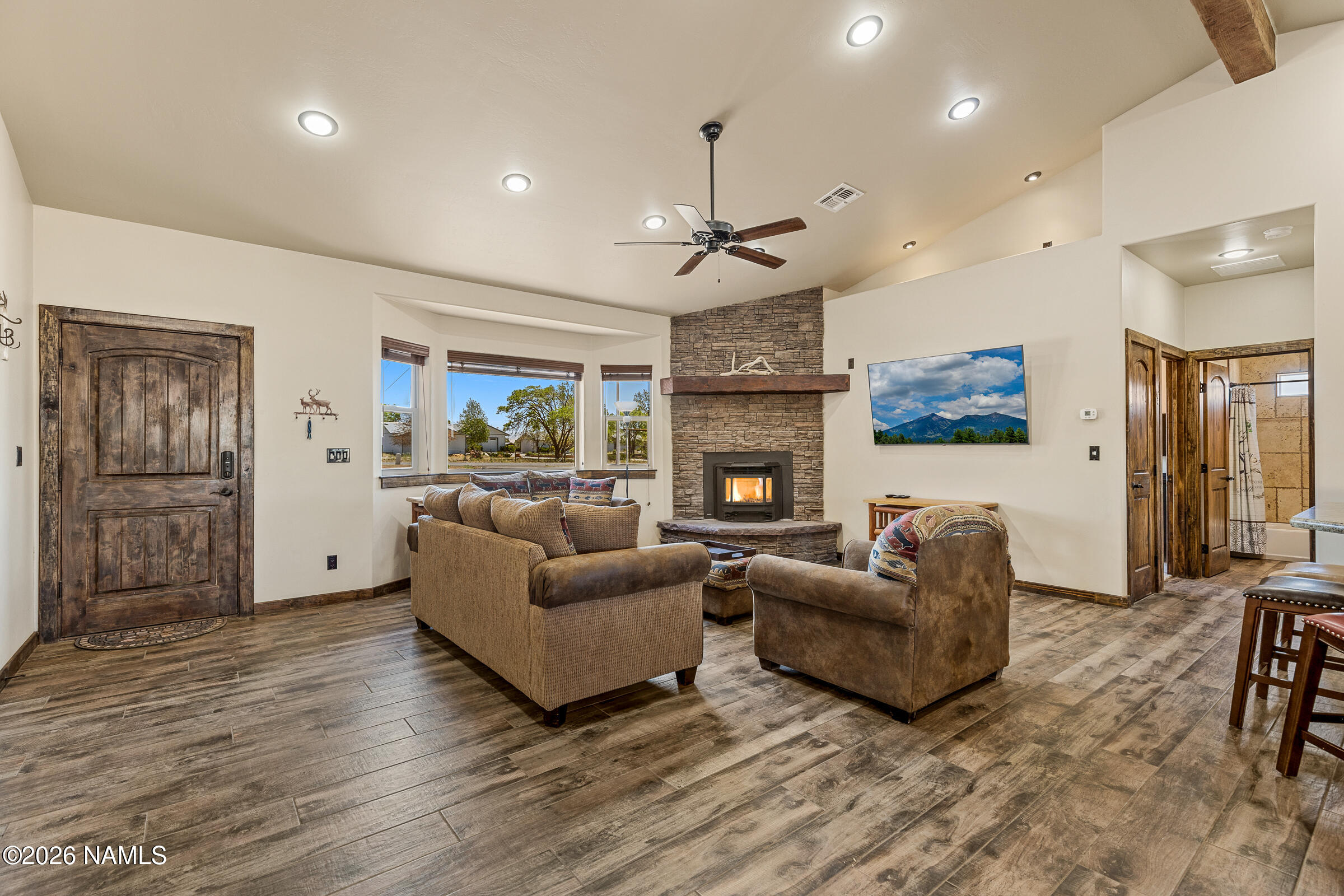 8200 Stardust Trail