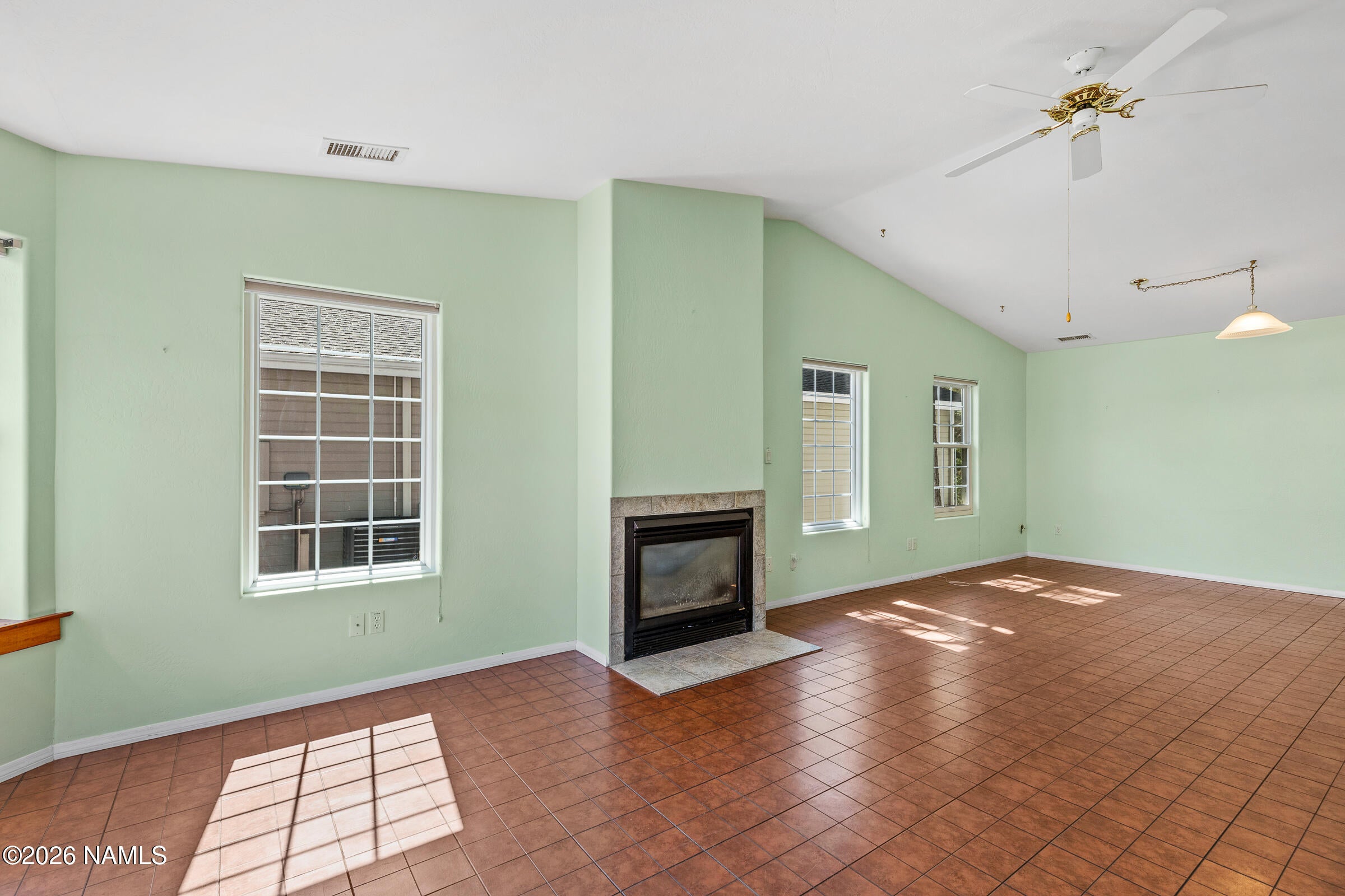 711 N Pine Cliff Drive