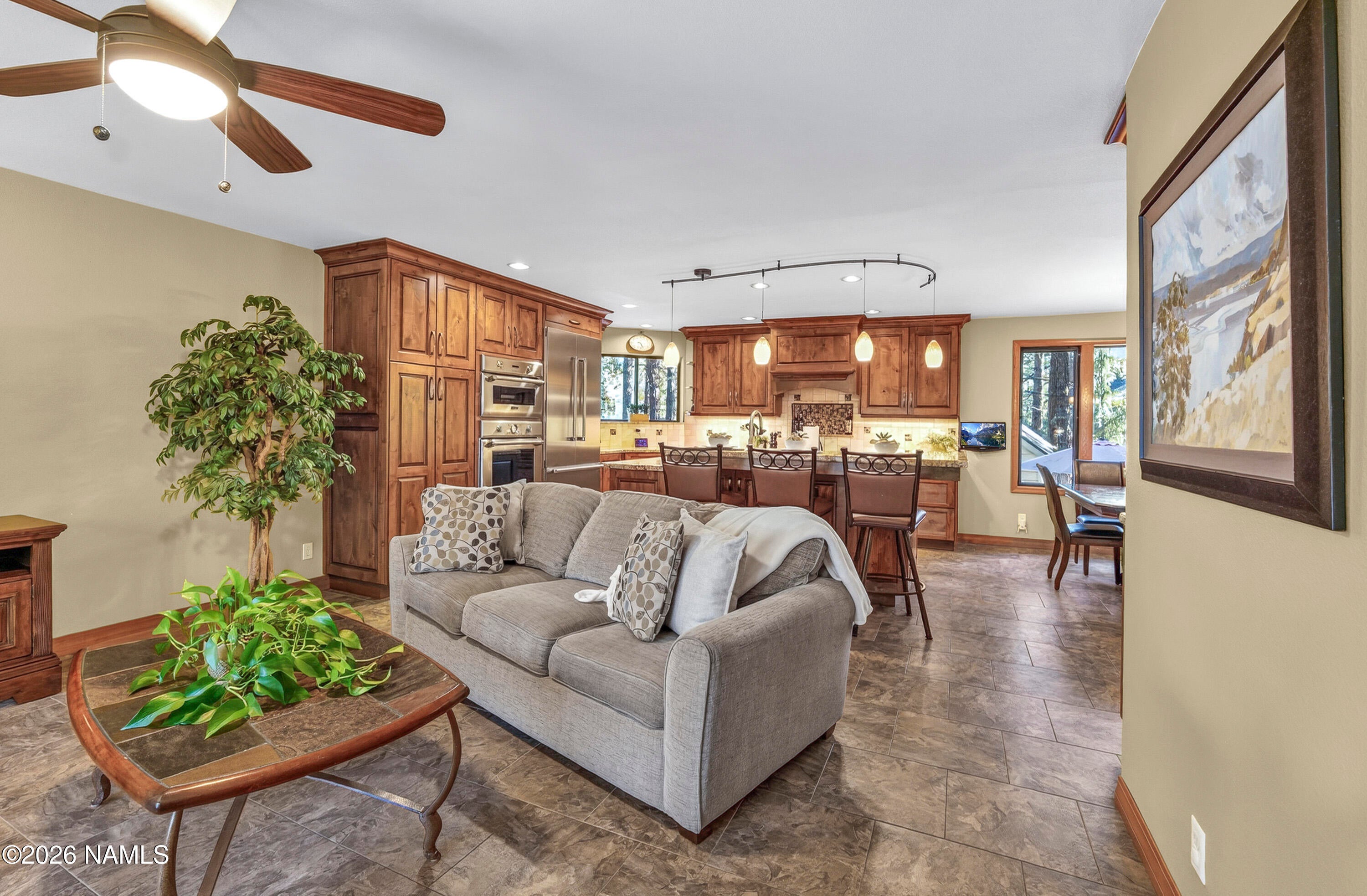 3110 W Tami Lane