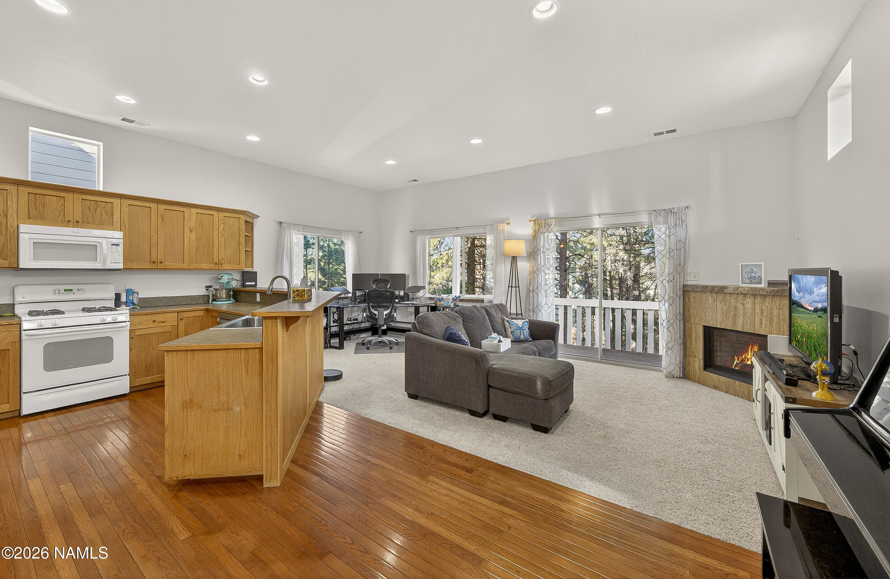 4371 E Savannah Circle