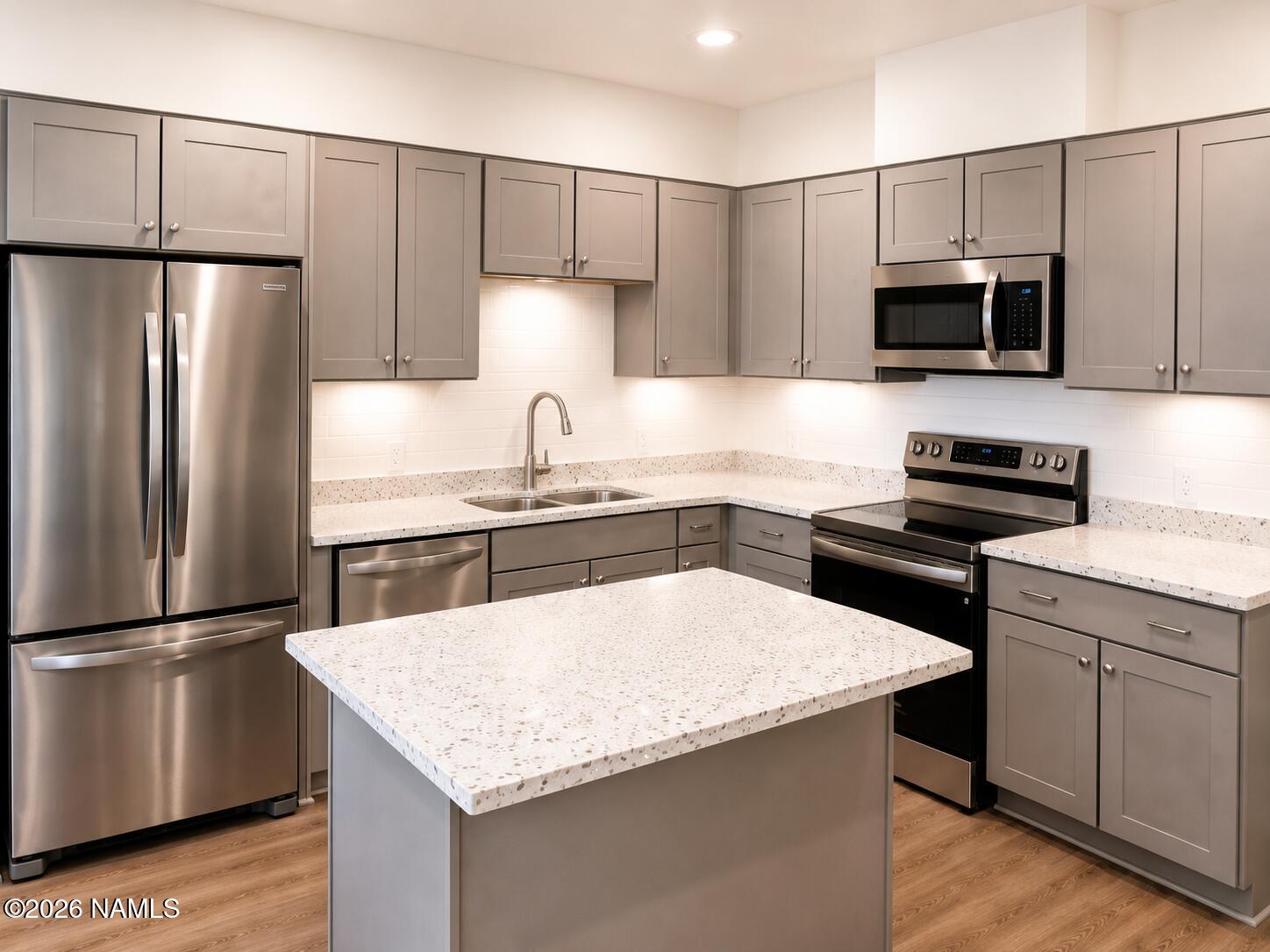 2950 W Presidio Drive 204
