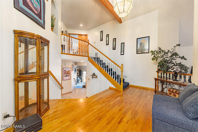 360 S Golden Meadows Trail