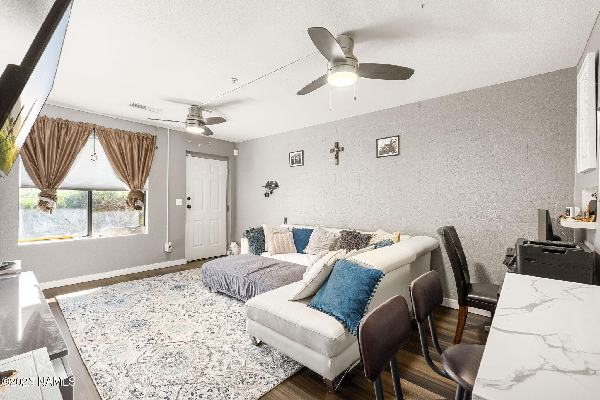 6315 N Saint Nicholas Circle 50