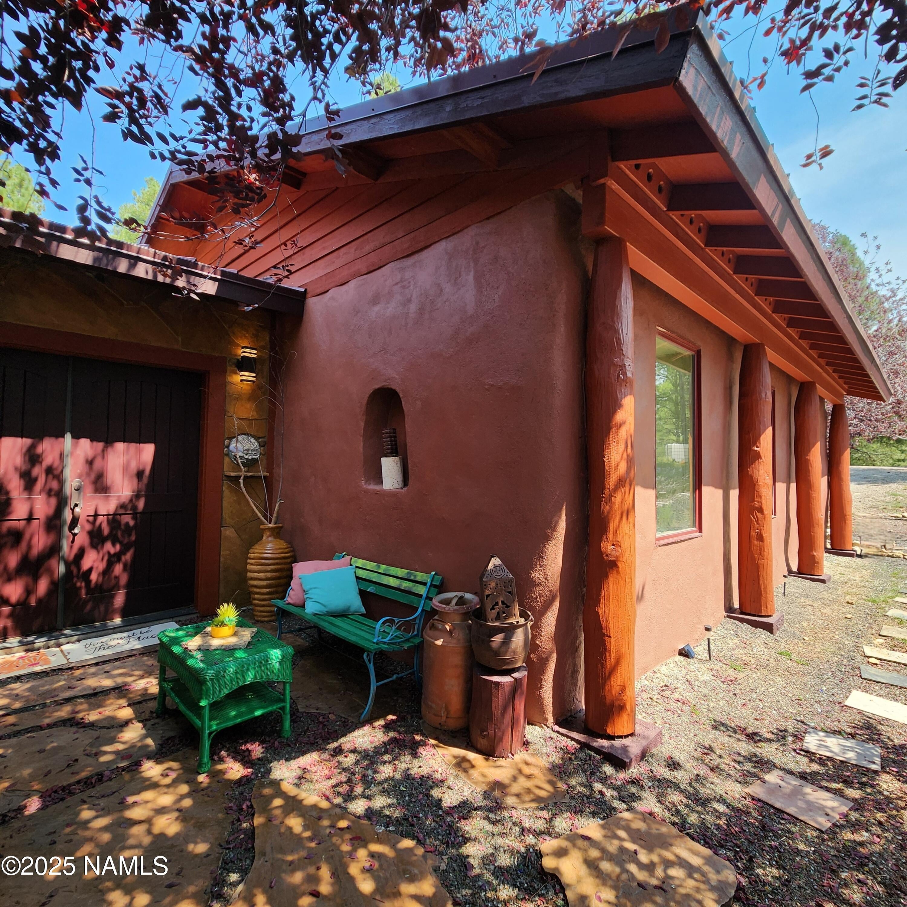 3148 Pioneer Trail