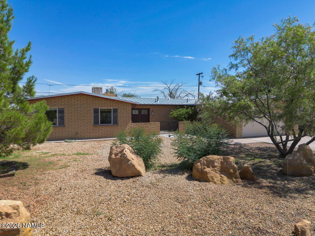 144 Papago Boulevard