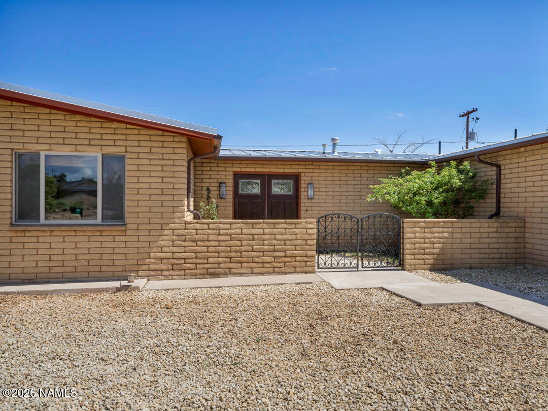 144 Papago Boulevard