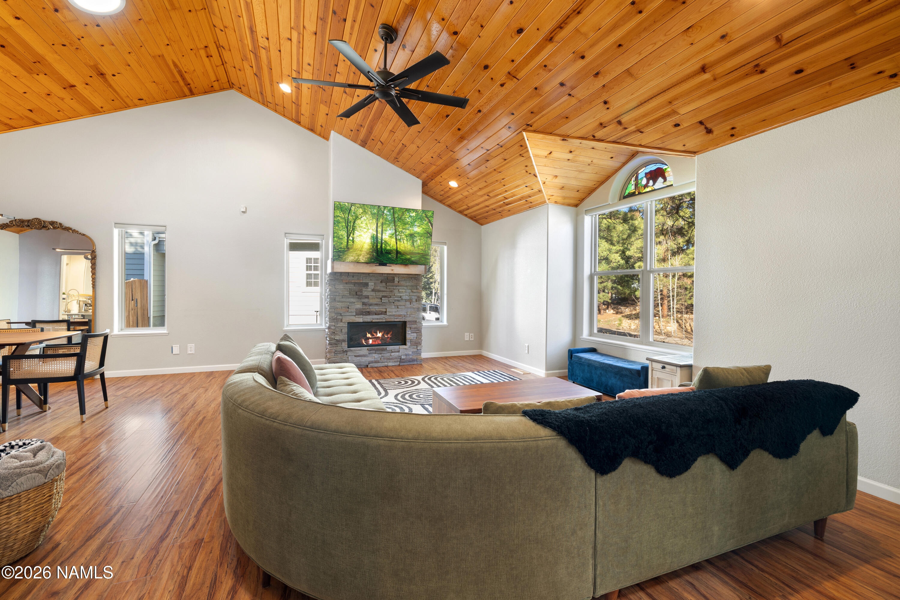 6080 E Abineau Canyon Drive