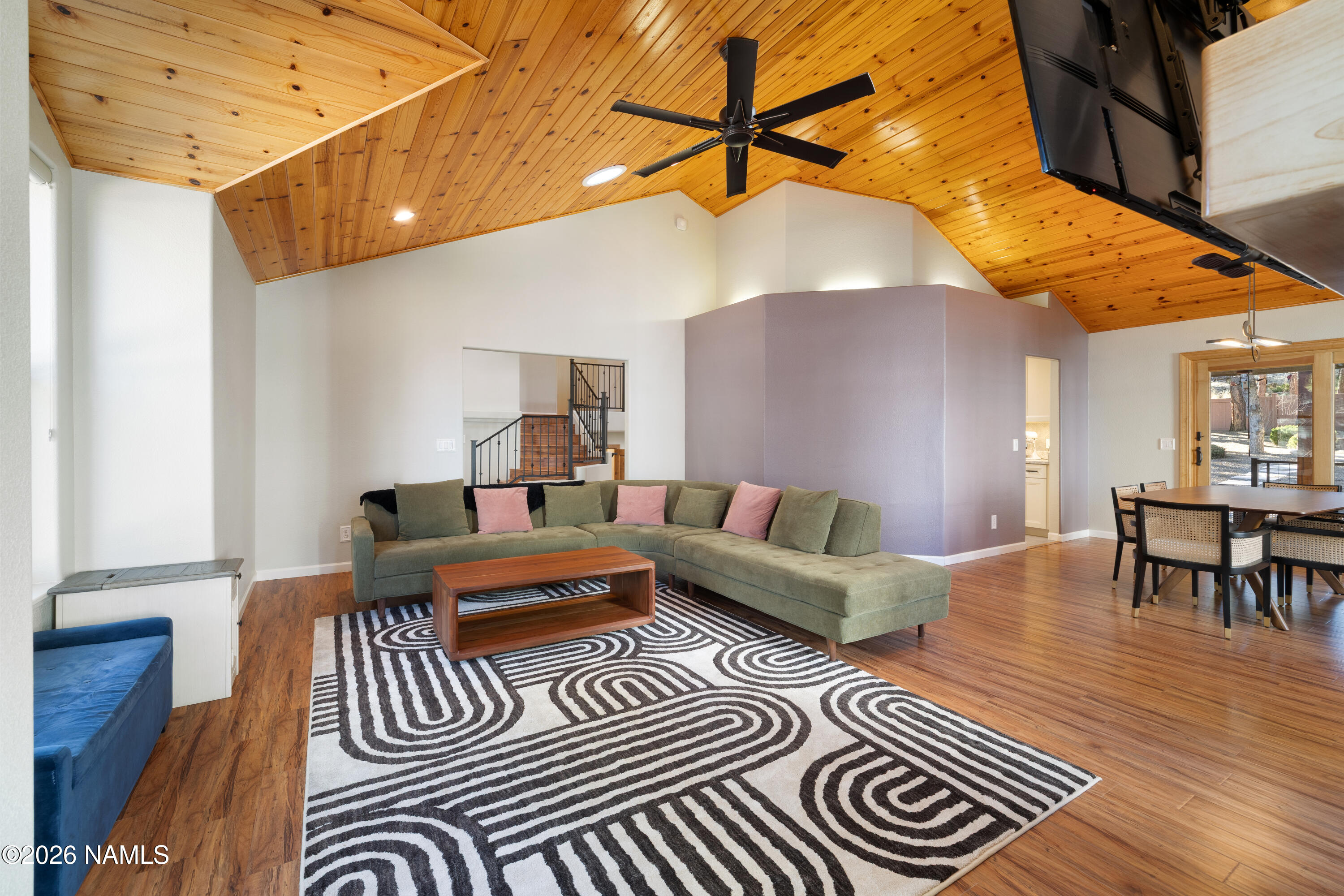 6080 E Abineau Canyon Drive