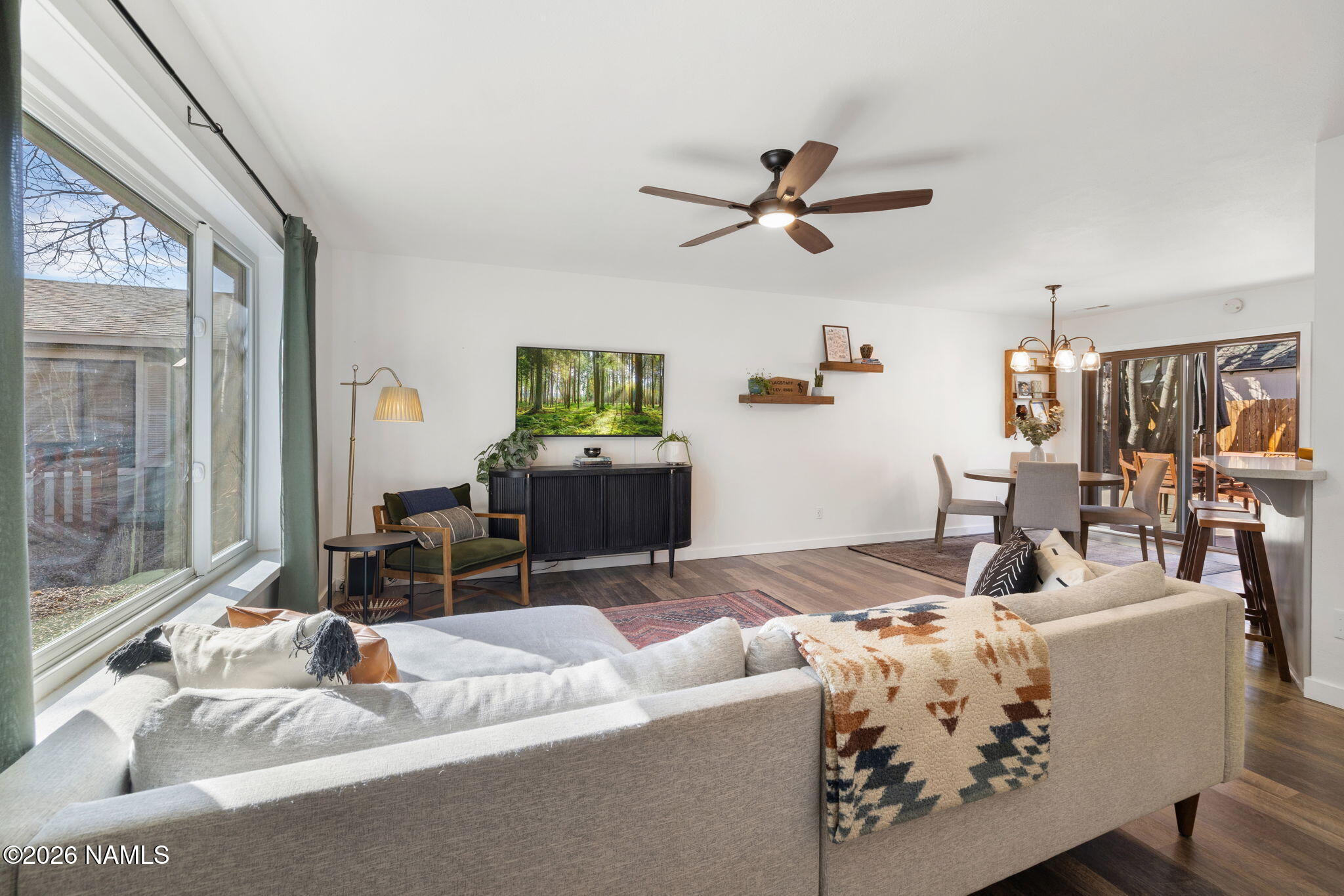 2815 N Peak View Street