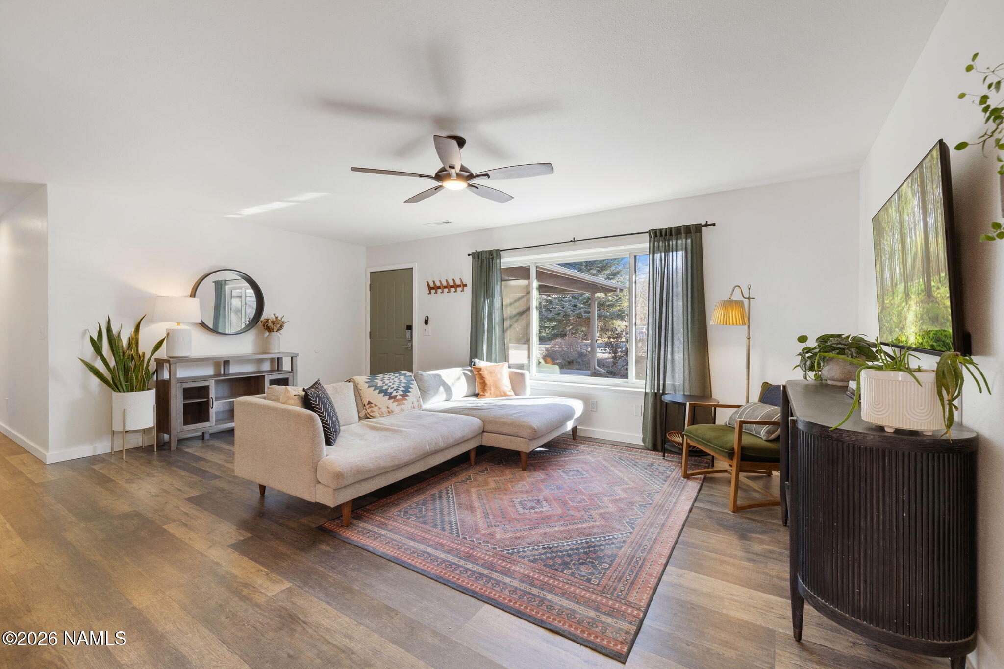 2815 N Peak View Street