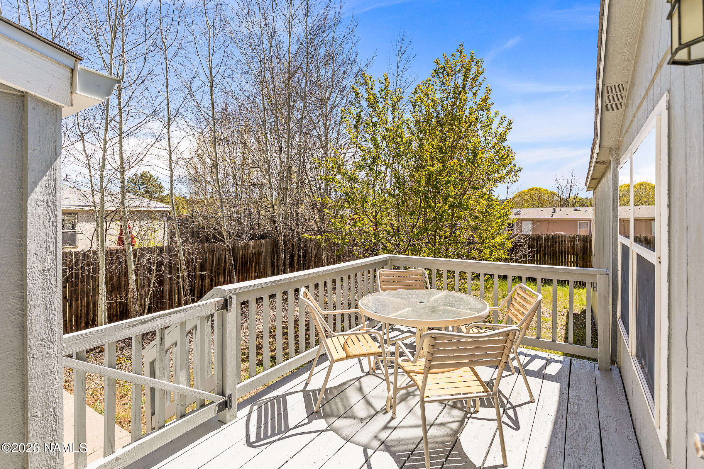 1671 W Shellie Drive