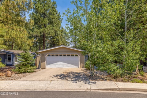 Photo of Flagstaff, AZ 86001 (MLS # 205129)
