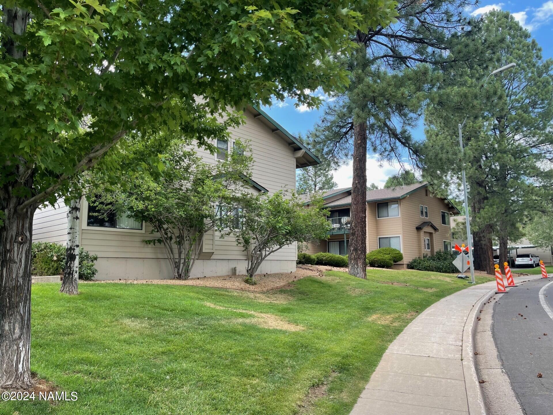 3200 S Litzler Drive 8