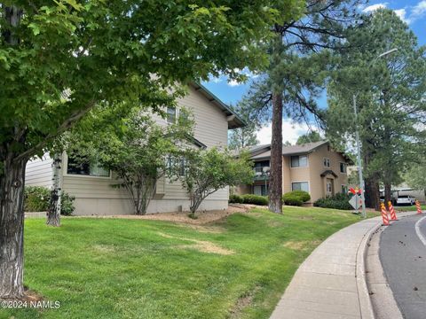 Photo of Flagstaff, AZ 86005 (MLS # 200917)