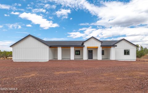 Photo of Williams, AZ 86046 (MLS # 202607)
