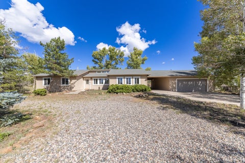 Photo of Flagstaff, AZ 86004 (MLS # 206159)