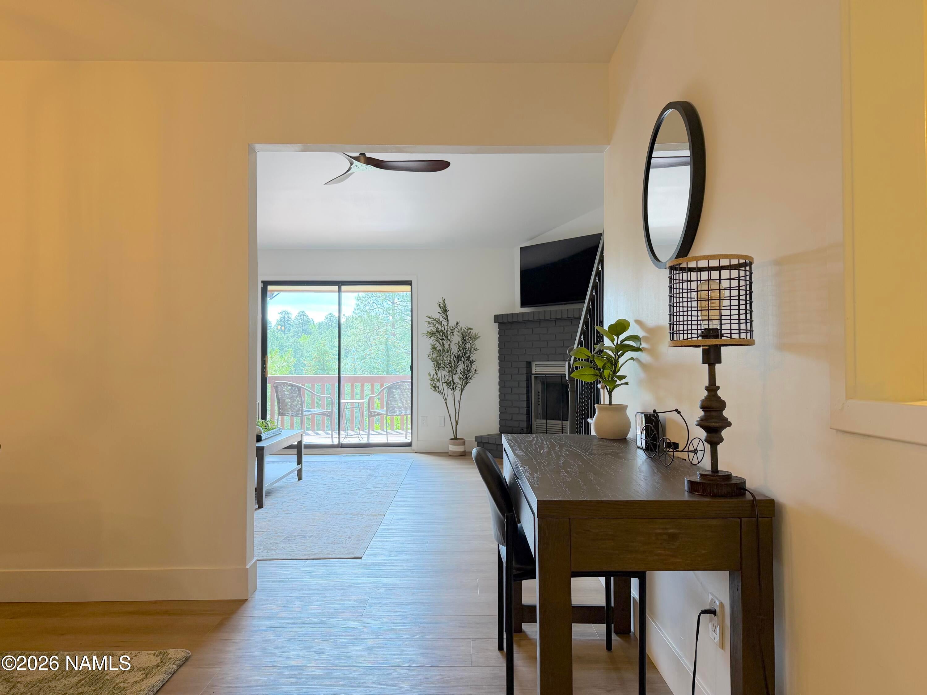 2404 N Whispering Pines Way