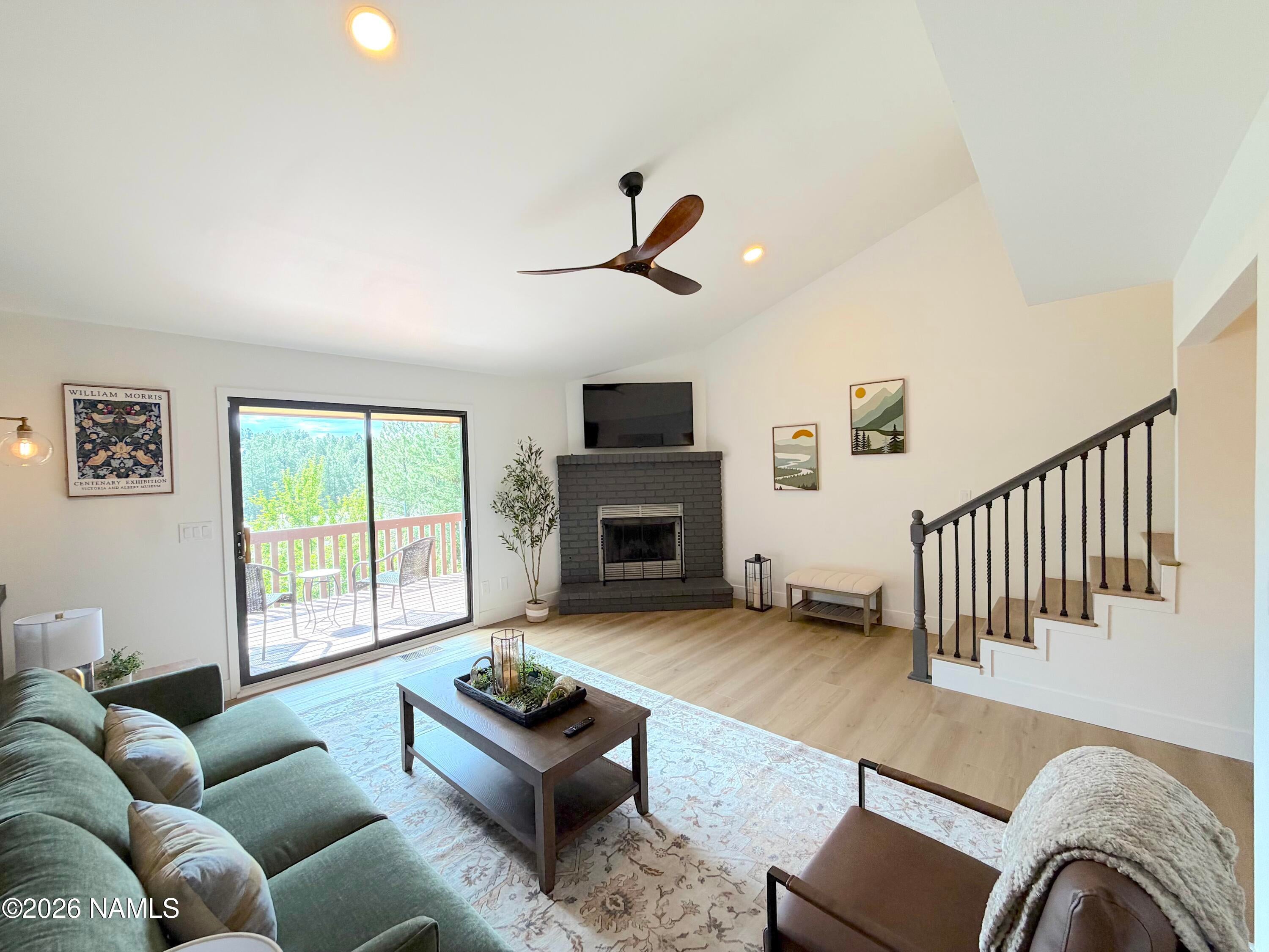 2404 N Whispering Pines Way