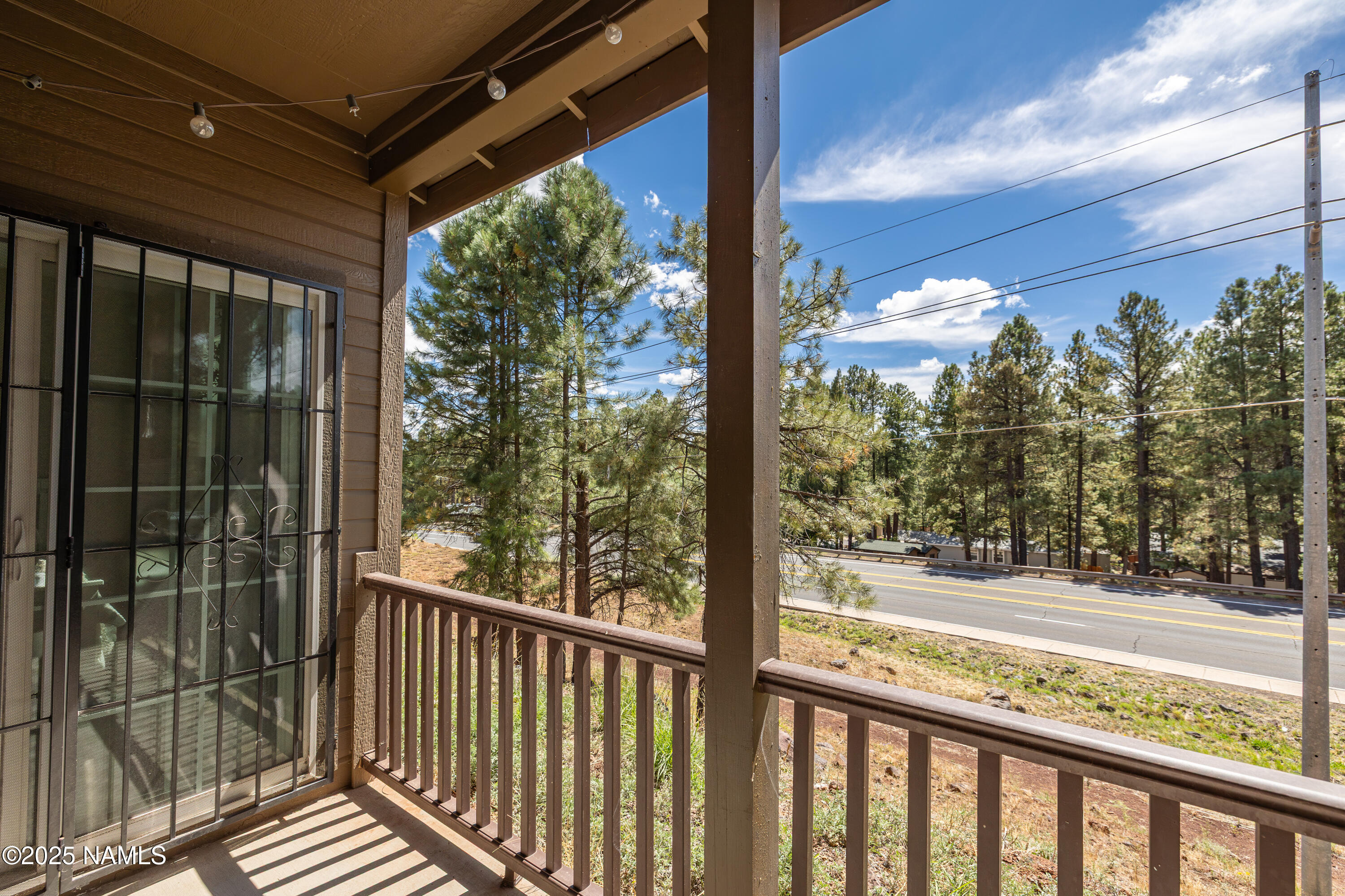 2553 W Cripple Creek Drive