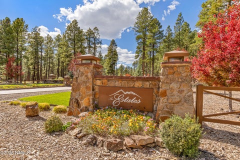 Photo of Flagstaff, AZ 86005 (MLS # 206337)