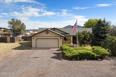 Photo of Flagstaff, AZ 86004 (MLS # 206088)