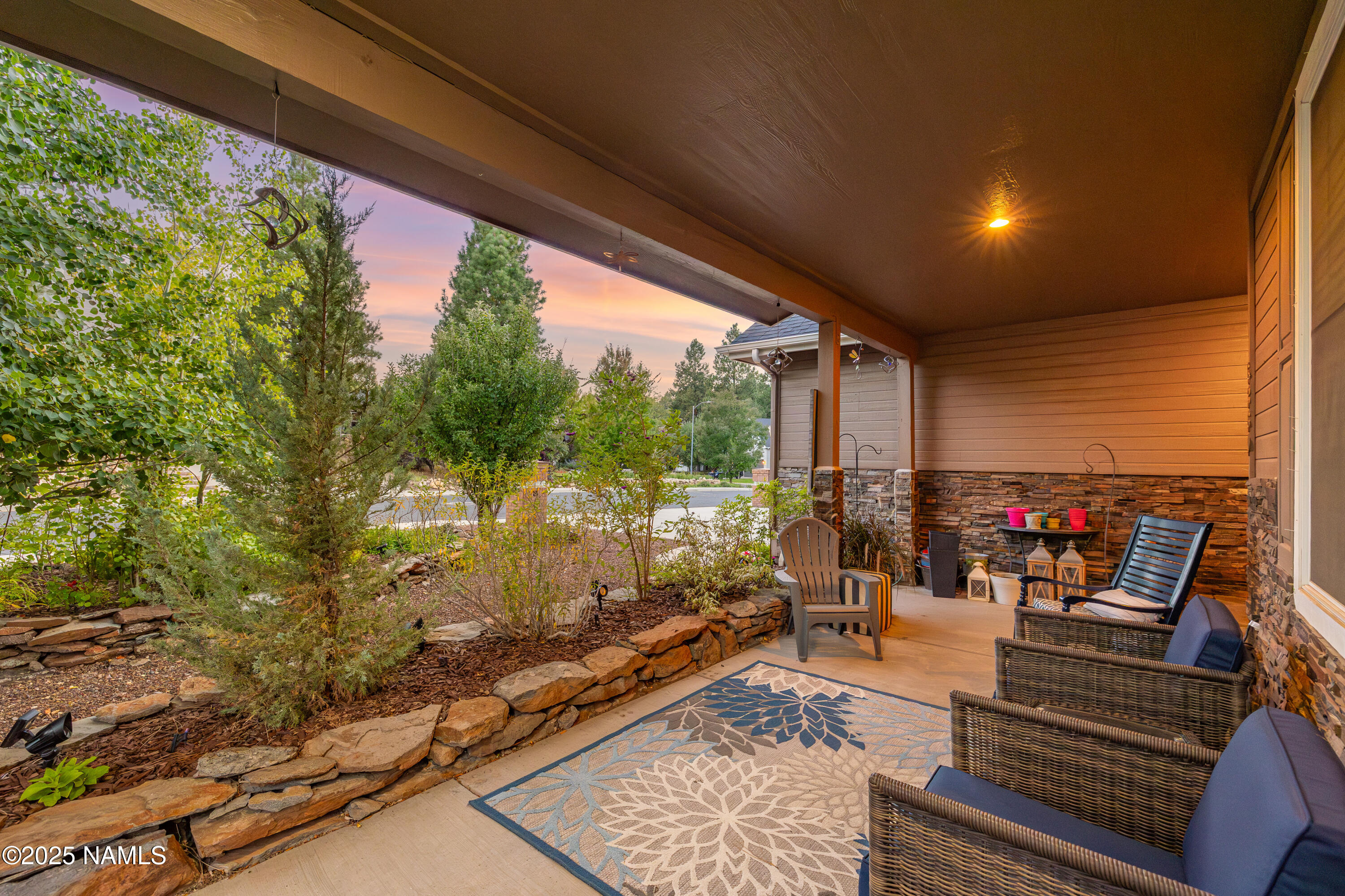 6360 E Abineau Canyon Drive