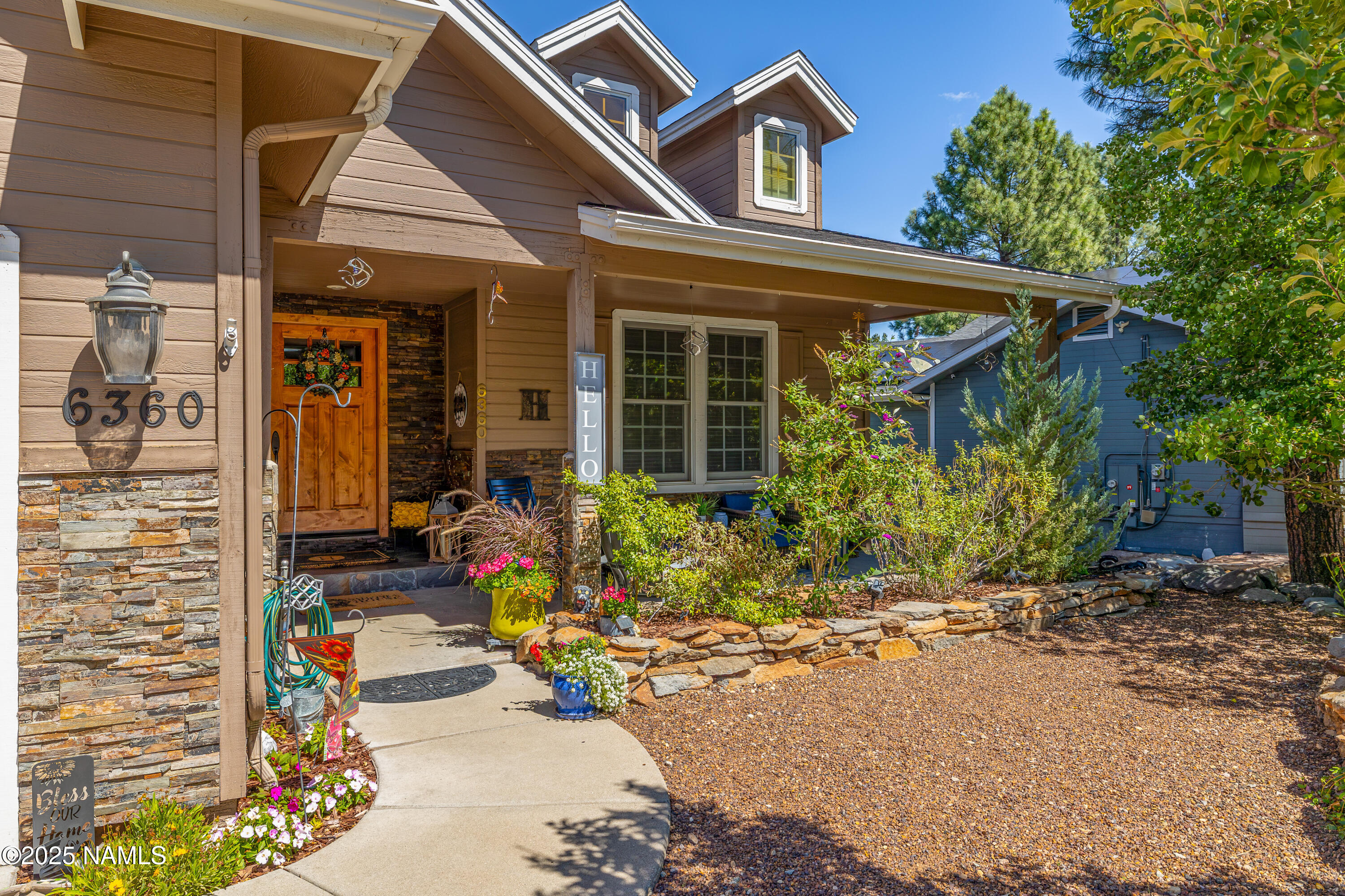 6360 E Abineau Canyon Drive