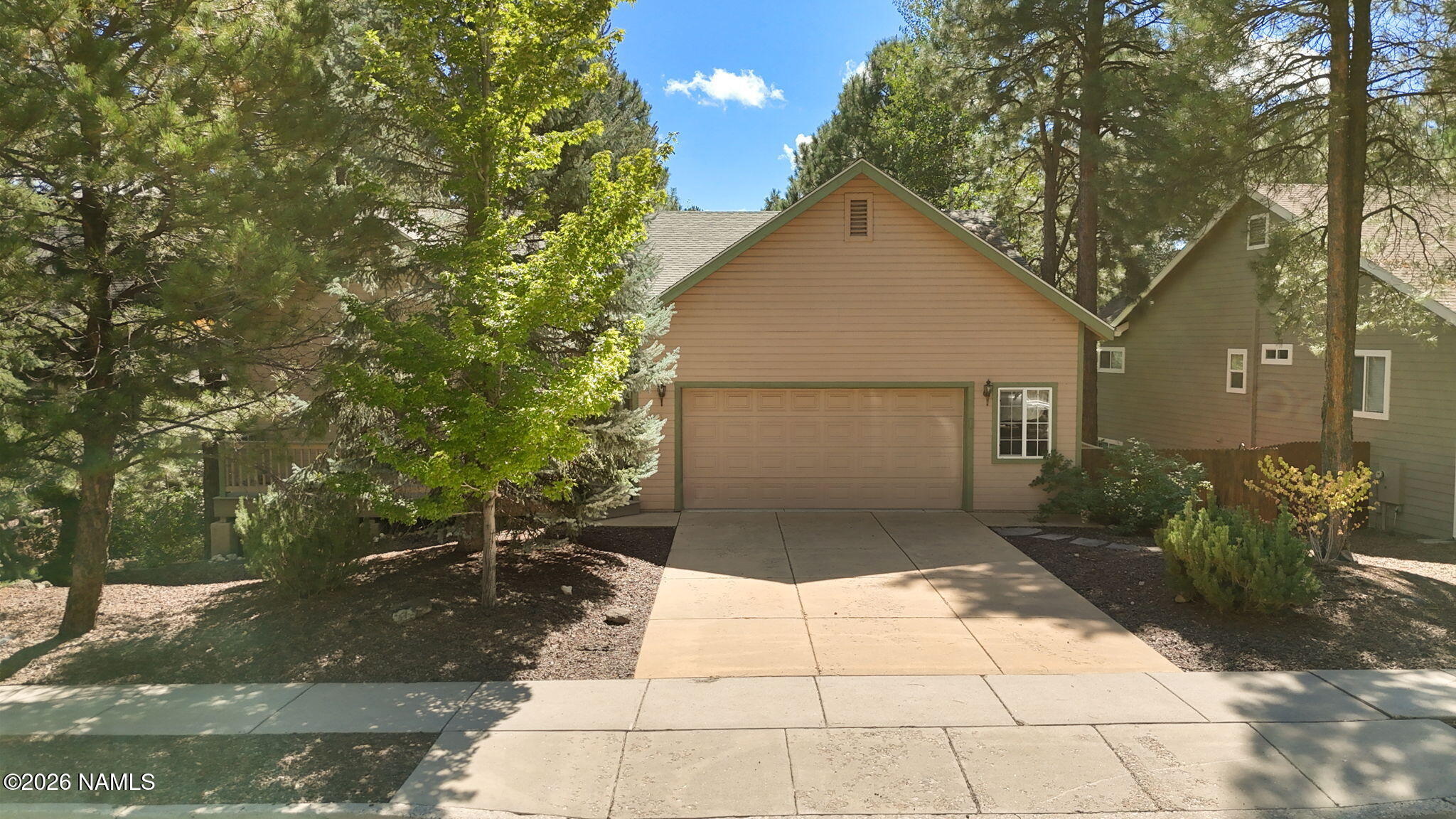 1416 W Lil Ben Trail