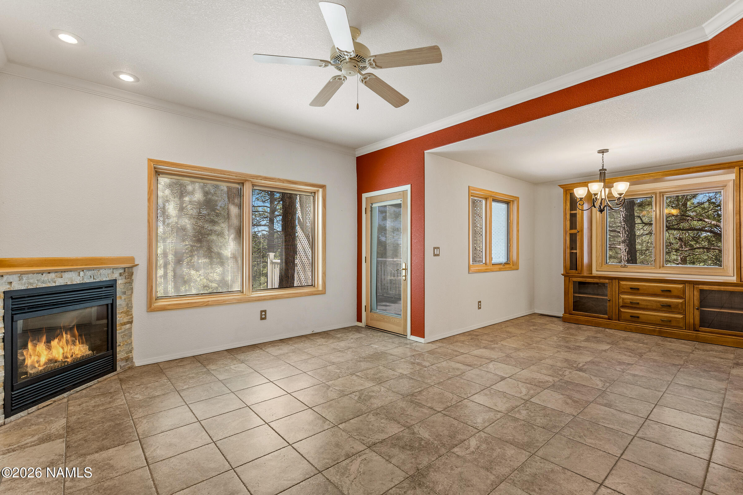 4425 E Savannah Circle