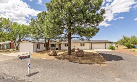 Photo of Flagstaff, AZ 86004 (MLS # 206430)