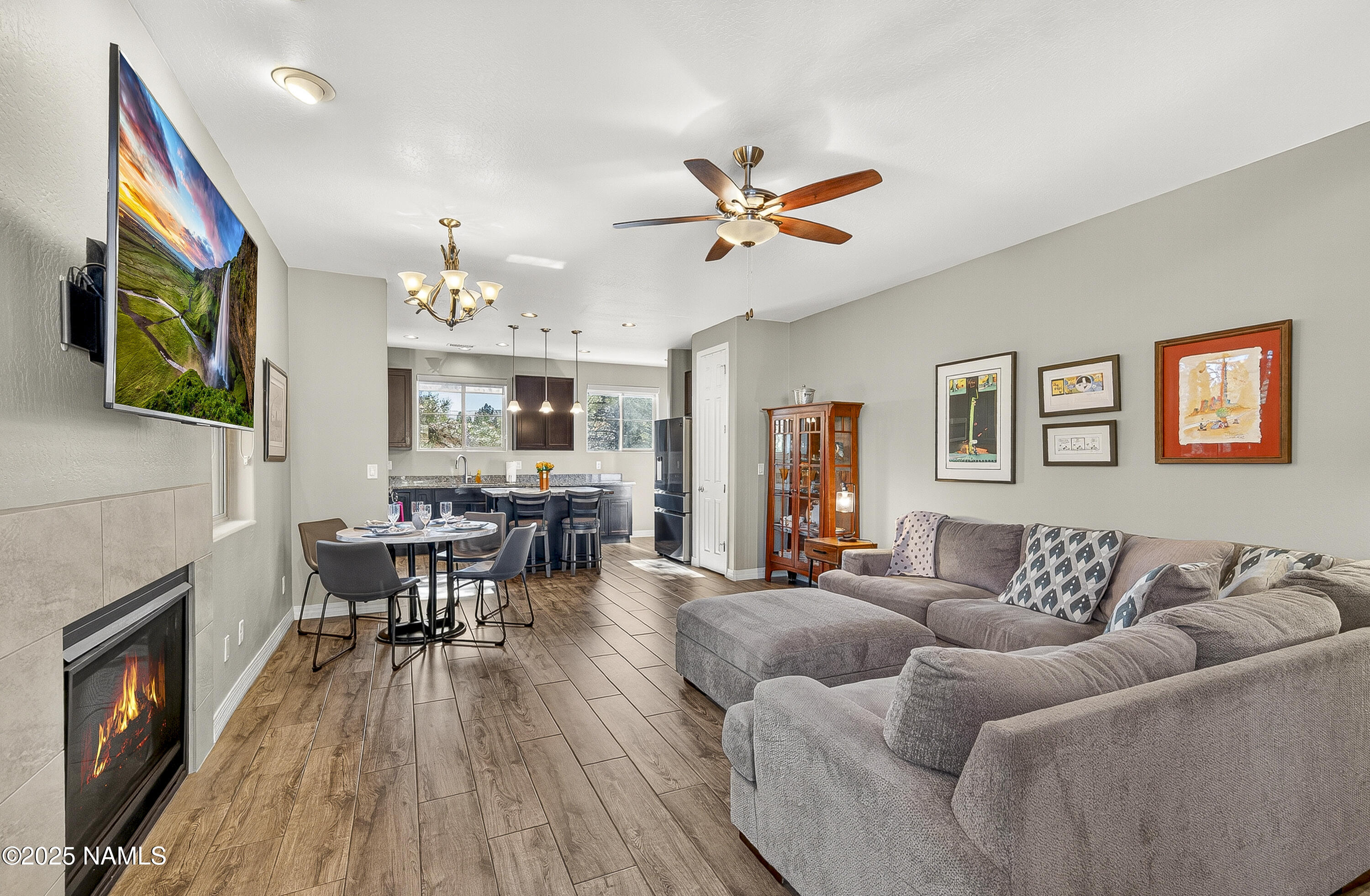 3143 E Cold Springs Trail