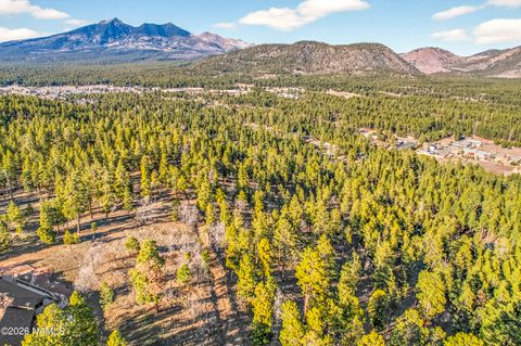 Photo of Flagstaff, AZ 86001 (MLS # 203568)