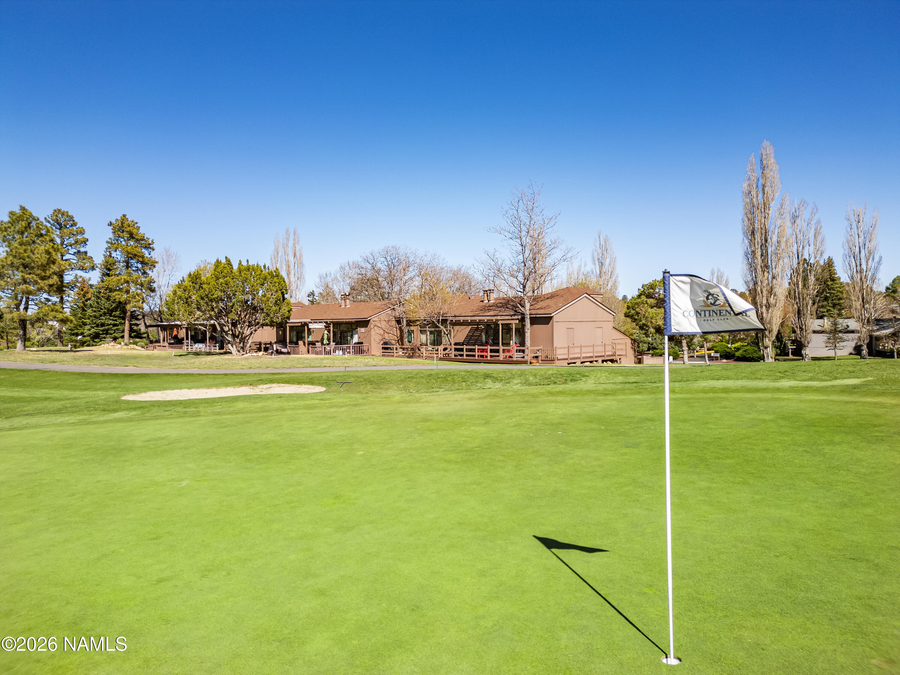 2747 N Fairview Drive