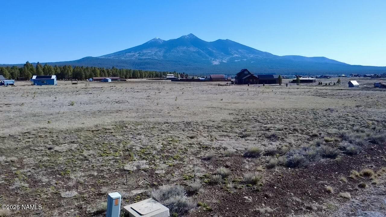 9288/ 9228 W Hashknife Trail