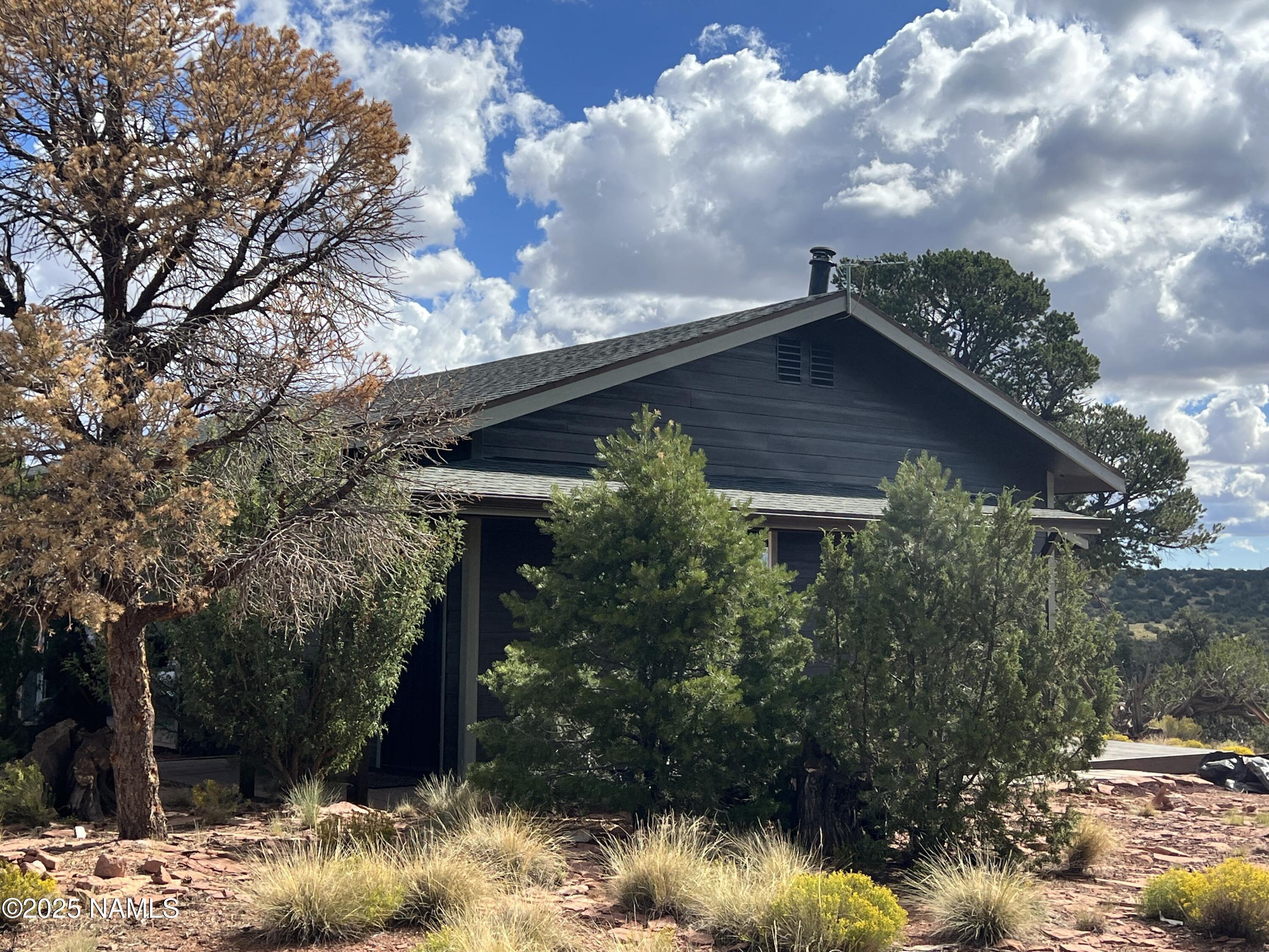 6197 Bird Dog Circle