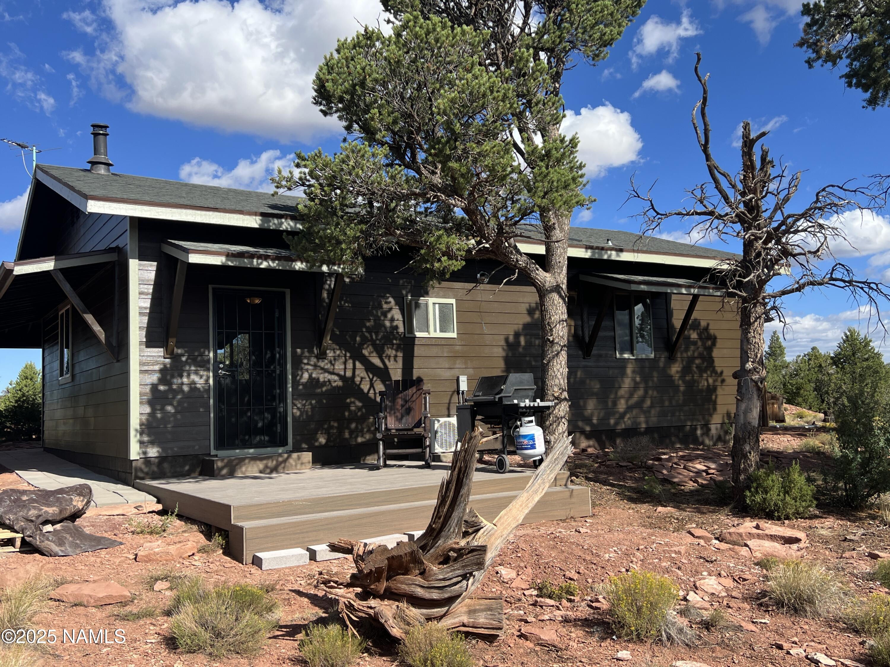 6197 Bird Dog Circle