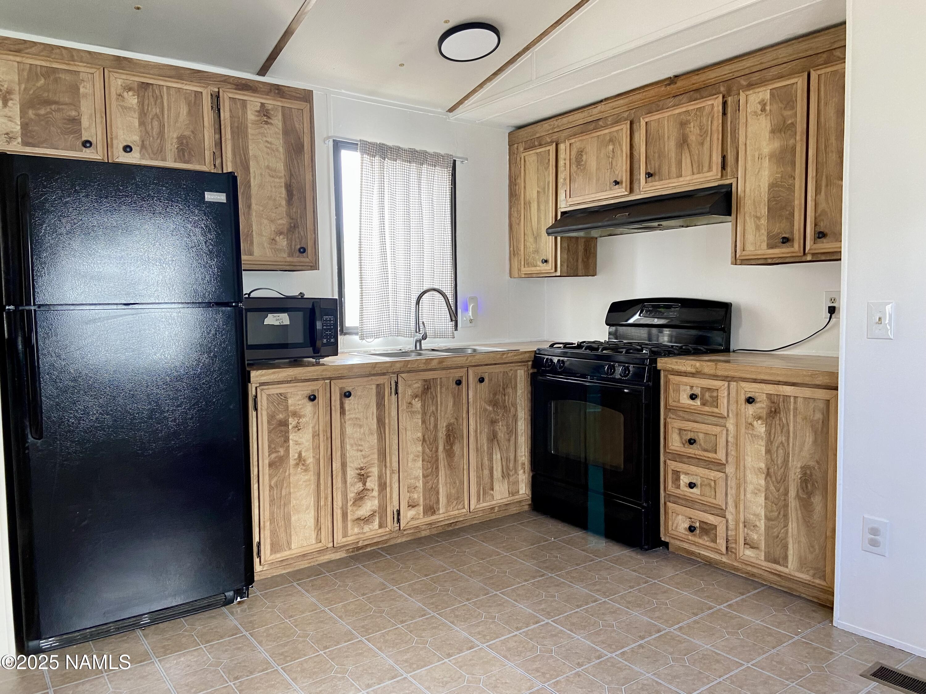 5250 N Us Highway 89 157