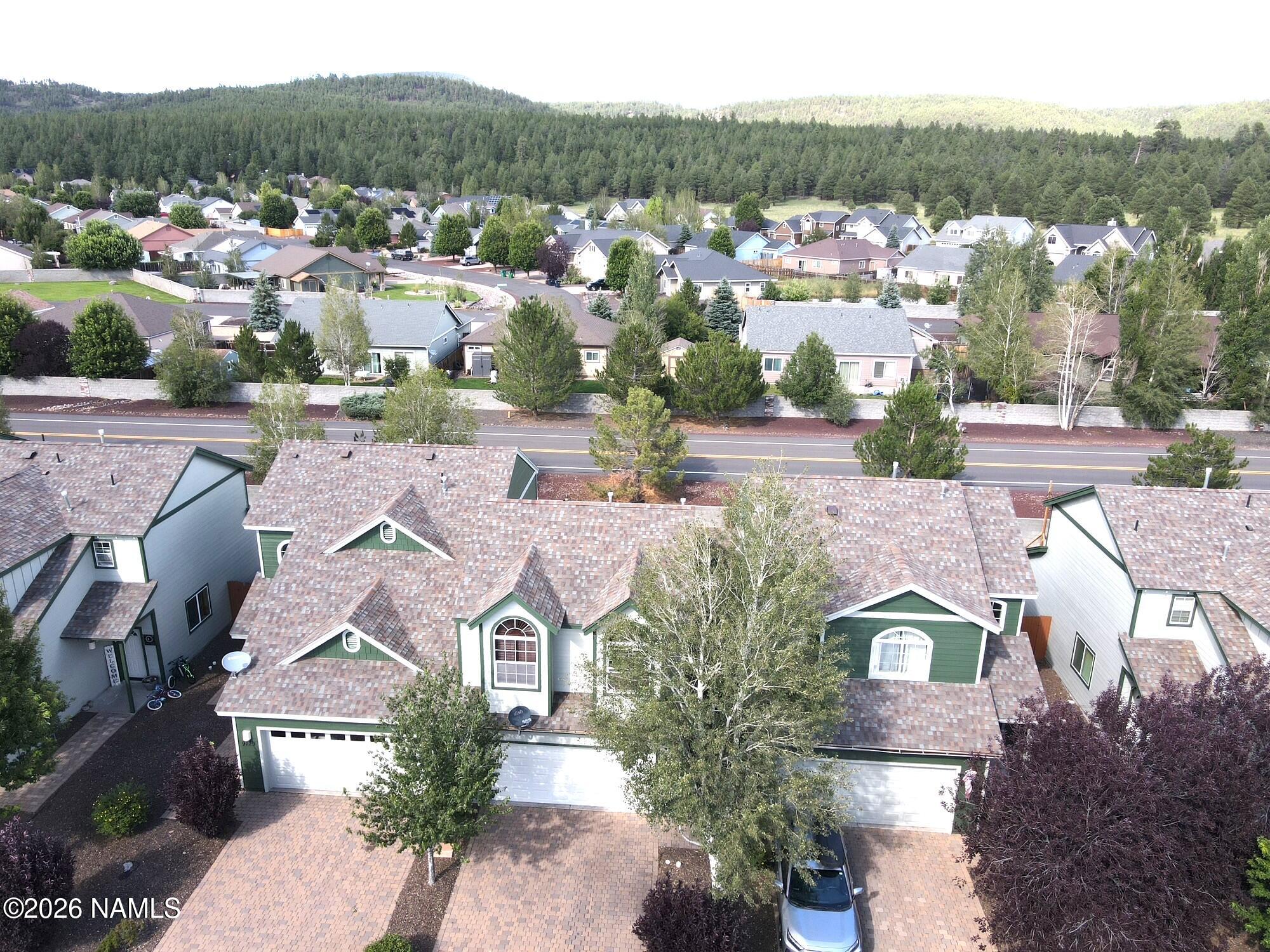 9123 W Arden Lane