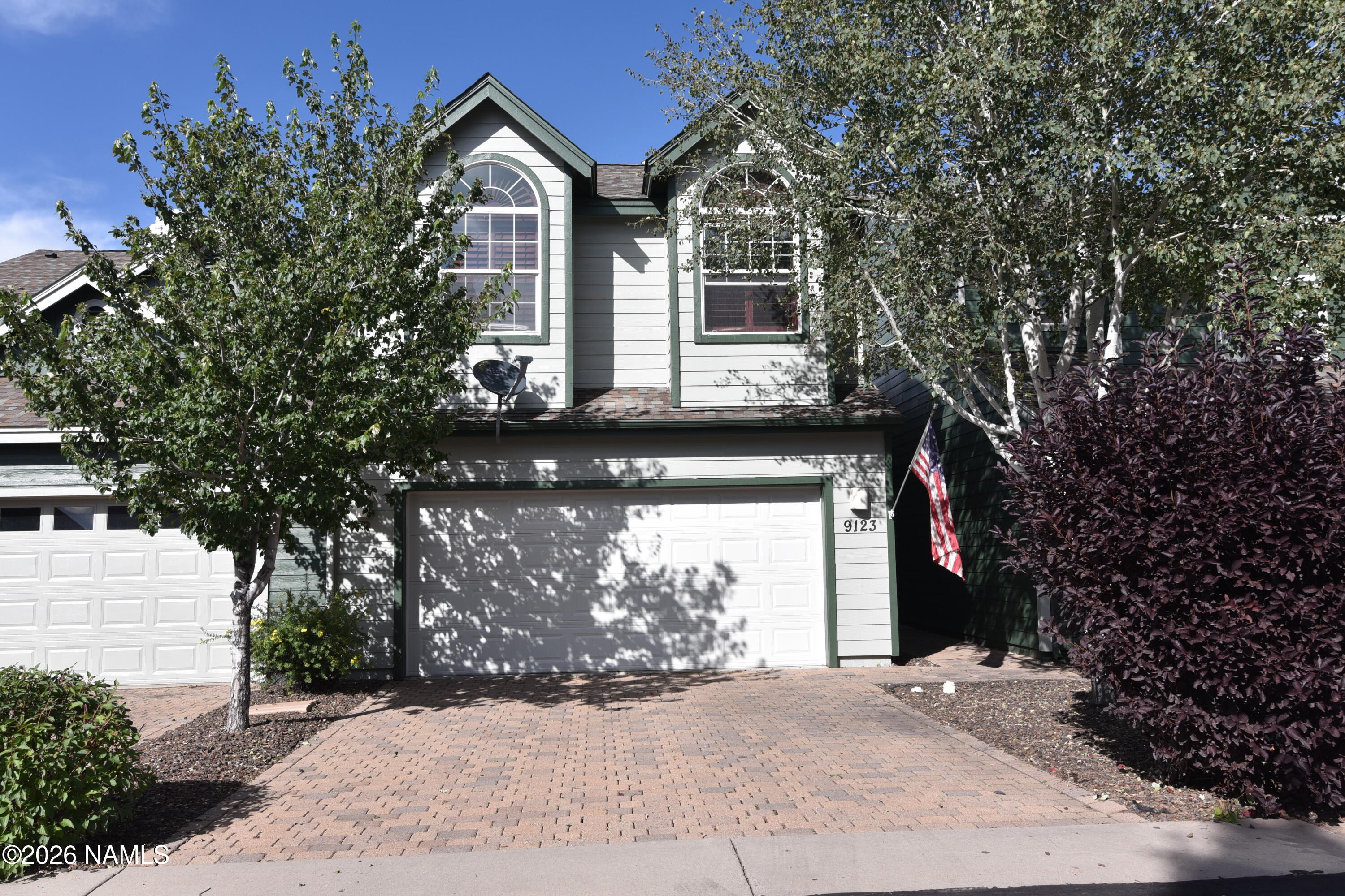 9123 W Arden Lane