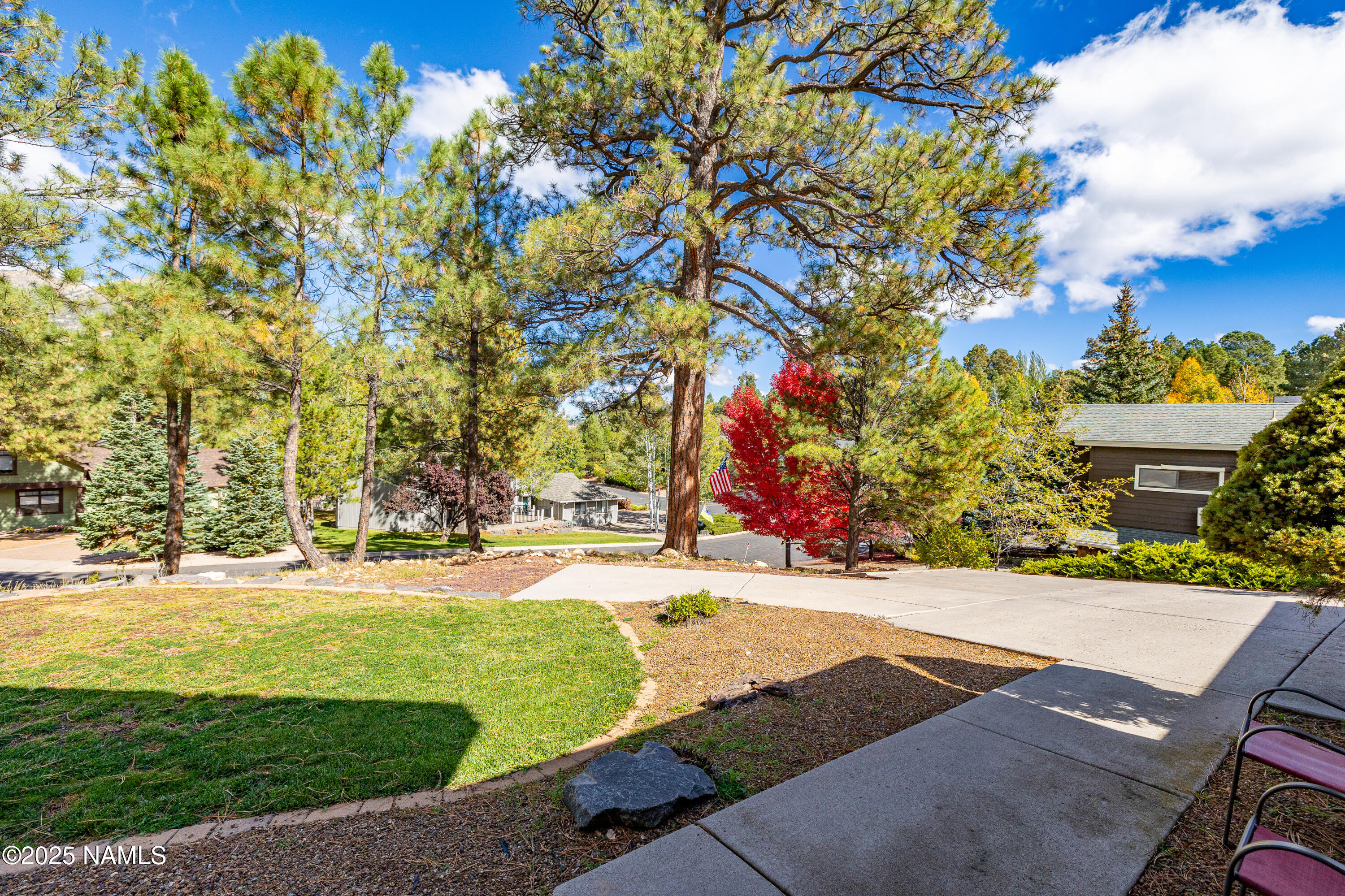 4449 E Moonshadow Lane